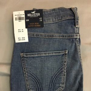 Hollister High Rise Super Skinny Jeans